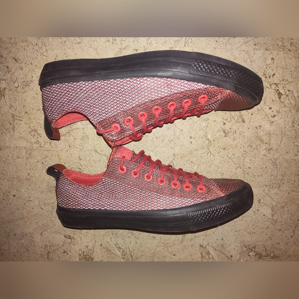 Converse - Picture 5 of 8